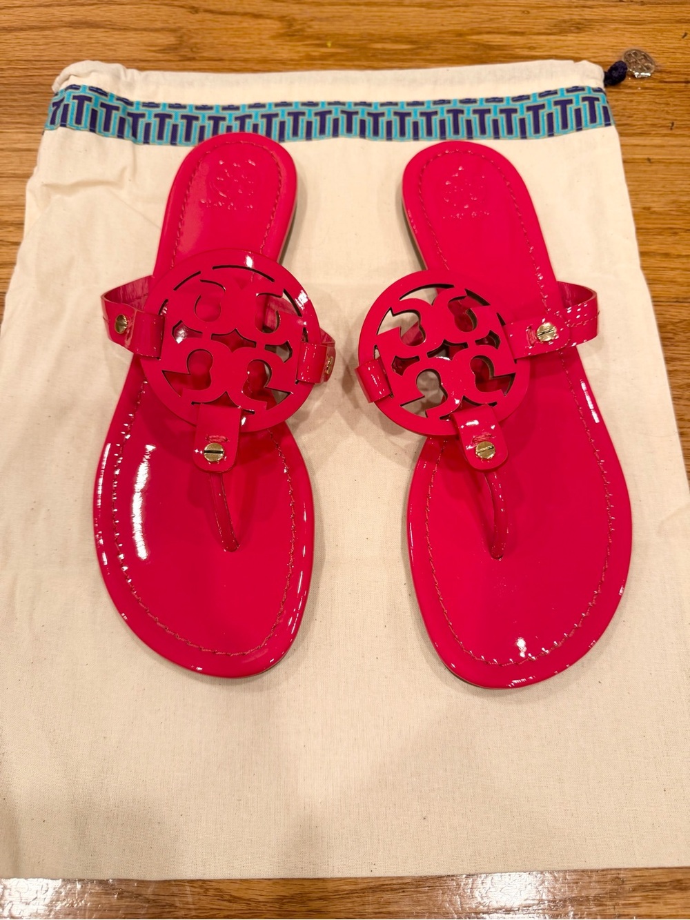 Tory Burch Miller Red Patent Leather Thong Sandals Size 9 $200 Retail